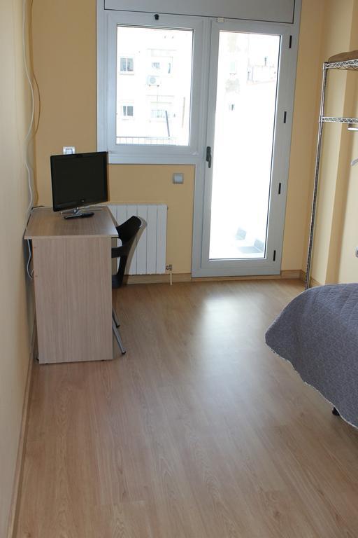 Hostal Cal Siles El Prat de Llobregat Buitenkant foto