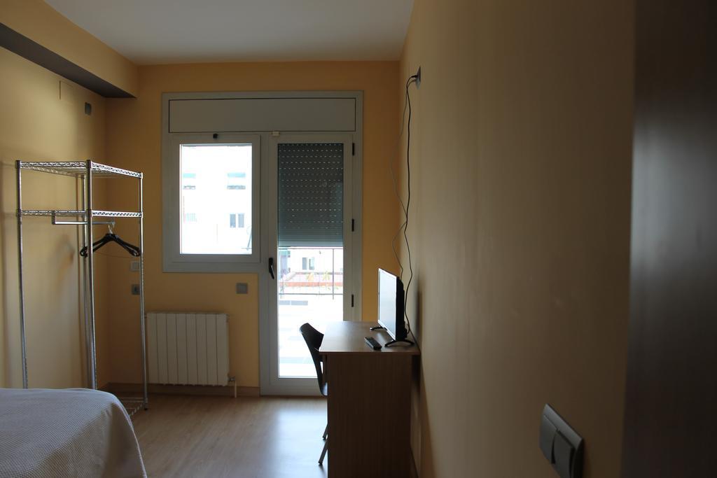 Hostal Cal Siles El Prat de Llobregat Buitenkant foto