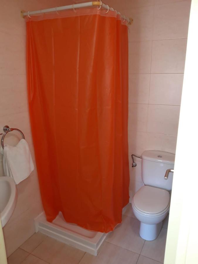 Hostal Cal Siles El Prat de Llobregat Buitenkant foto